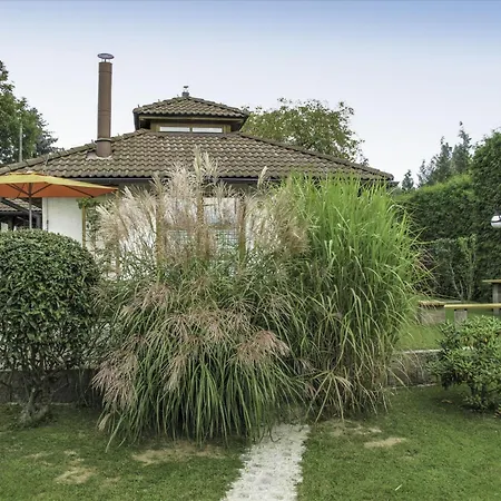 Petrikov By Interhome *