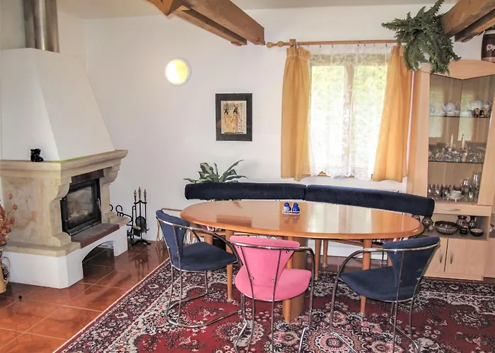 Petrikov By Interhome